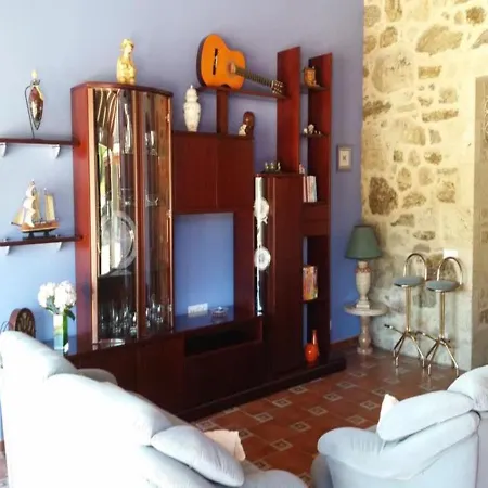 House - 4 Bedrooms With Pool - 4093 *